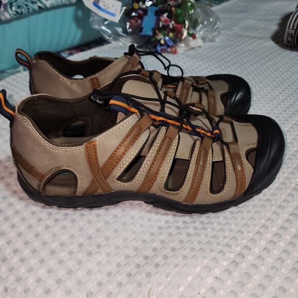 BASS EUC MENS SIZE 10 OUTDOOR HIKING SANDALS SHOES - Picture 1 of 8